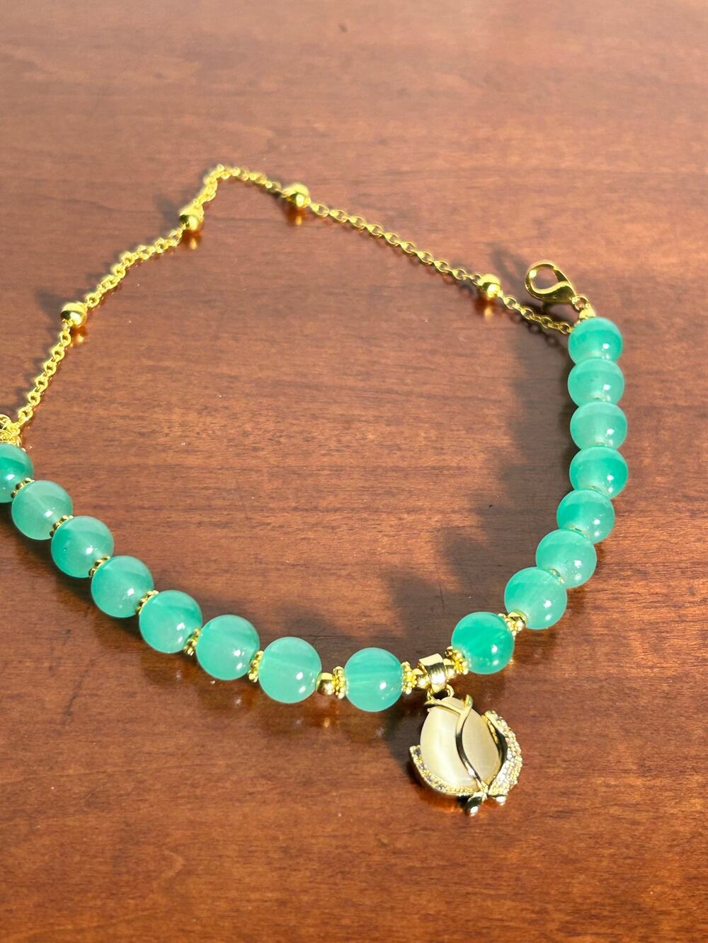 Elegant Mint Green Stone Beaded Bracelet Gold Tone Spacer Beads Dangle Charm